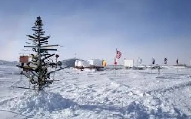 Christmas in the Antarctic: scientists celebrate in the extreme cold