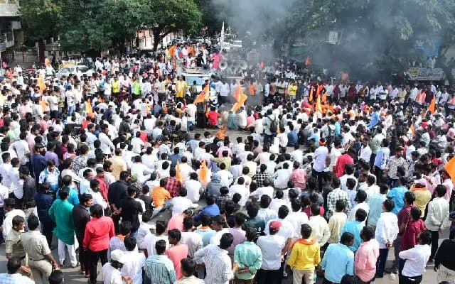 Protest in Kalaburagi against child rape incident turns violent