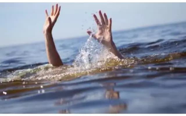 Tragic drowning incident at Murdeshwar Beach claims lives of four students