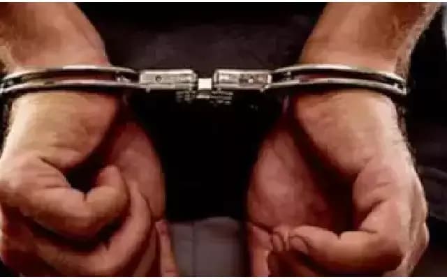 Man arrested after 24 years for robbing street vendor