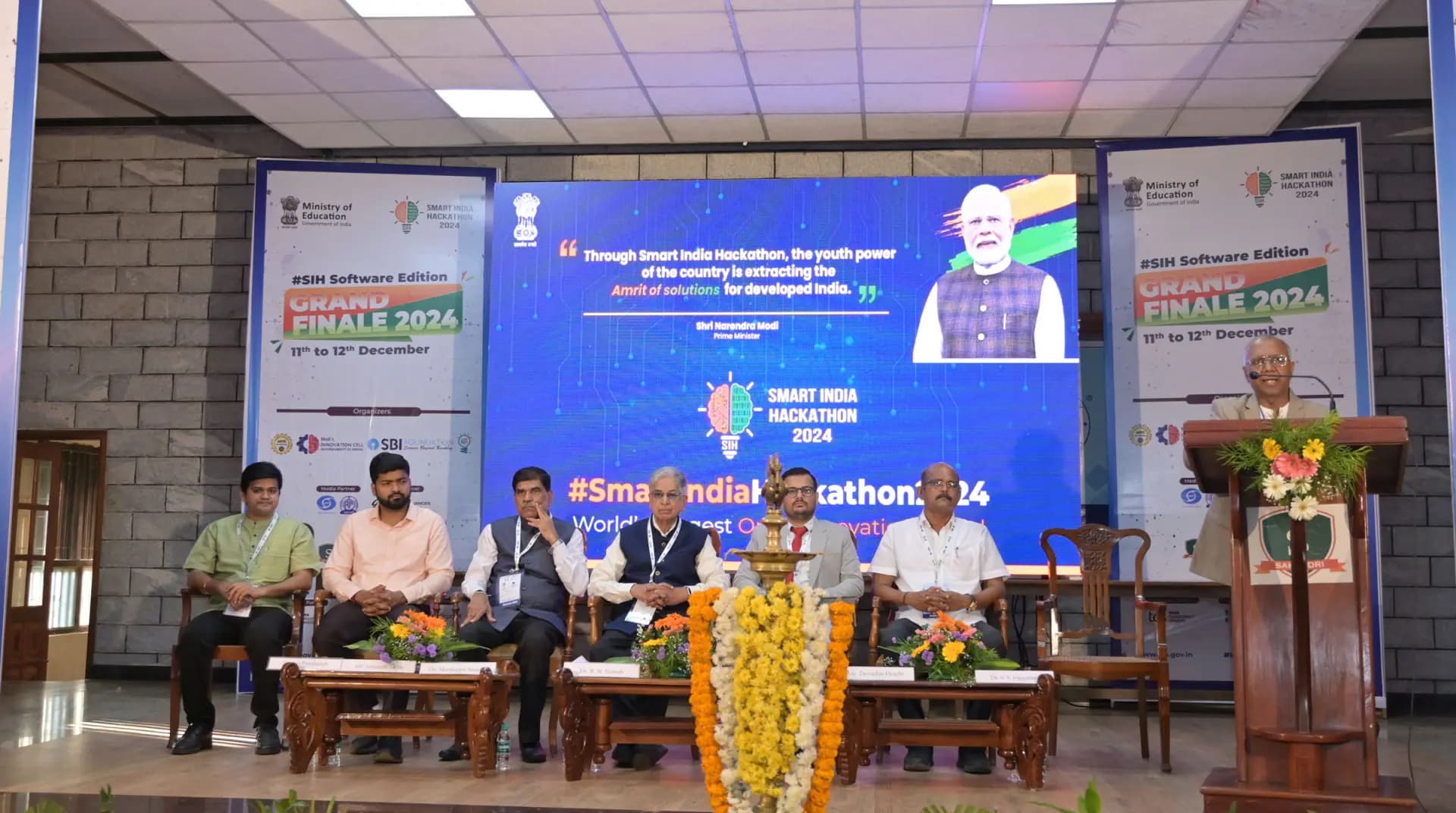 Smart India Hackathon 2024 kicks off at Sahyadri College