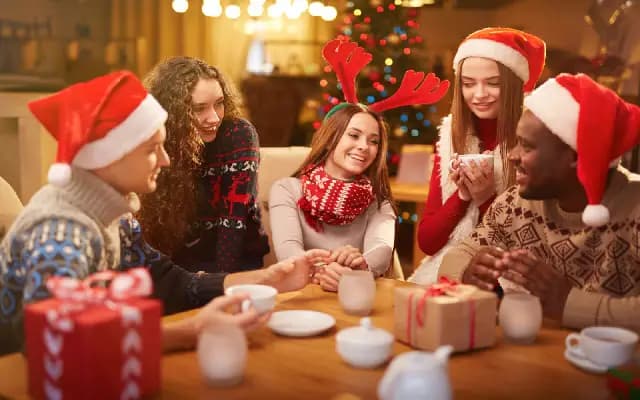 Embrace a sober holiday: tips for enjoying the season alcohol-free