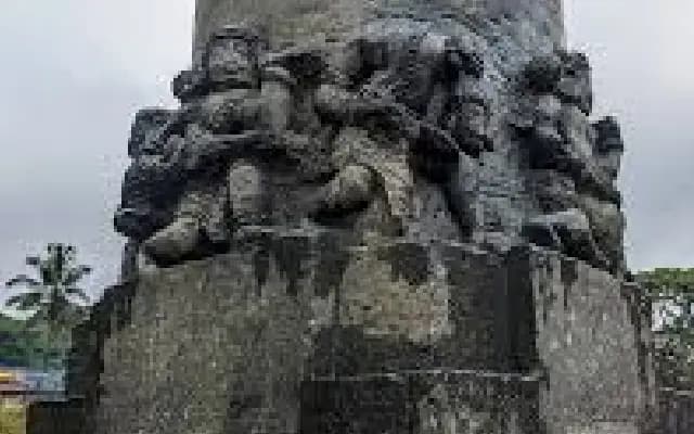 Rare Garudanandi pillar discovered in Bilasunur village, Karnataka