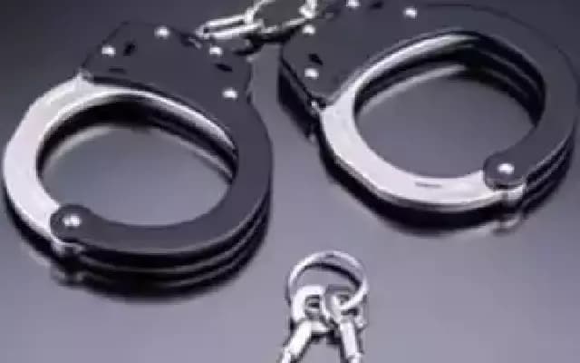 Two arrested for transporting MDMA near Kemtur Railway bridge