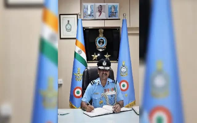 Air Vice Marshal R Guruhari Takes Command at SDI Bengaluru