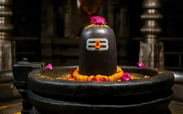 Karnataka HC Permits Shivlinga Puja Inside Dargah for Mahashivratri