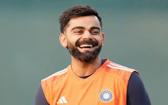 Bengaluru Mall Erupts as Virat Kohli Smashes Century Against Pakistan