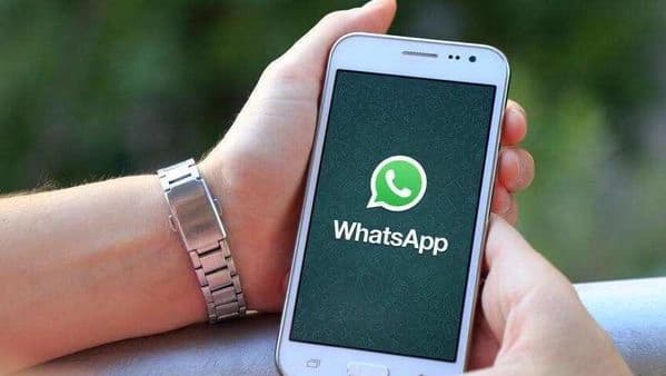 WhatsApp memes: the secret that smart bosses and leaders use today
