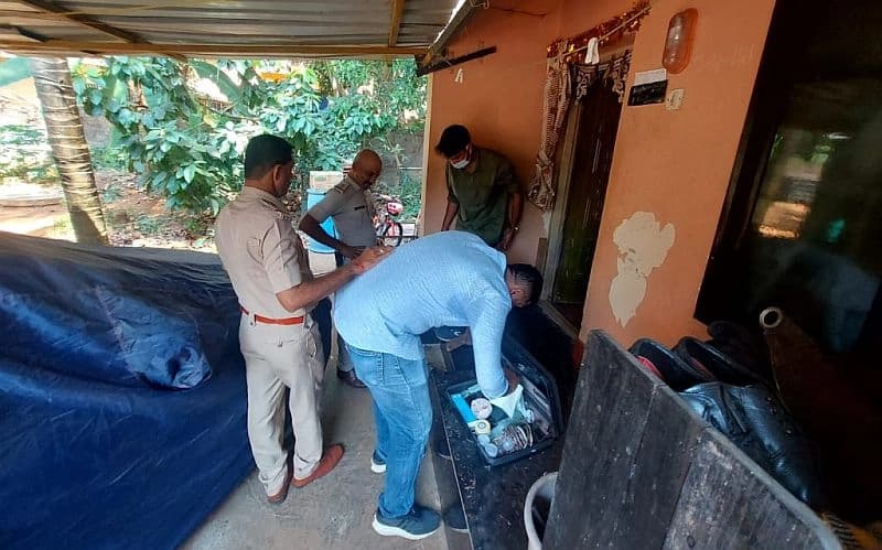 Mysuru: Masked Gang’s Botched Robbery Caught on Camera