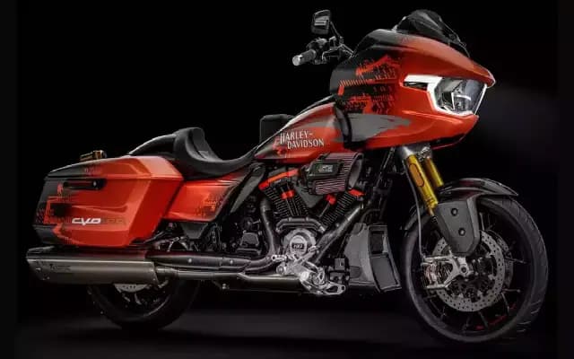 Harley-Davidson Unveils Ultra-Exclusive CVO Road Glide RR