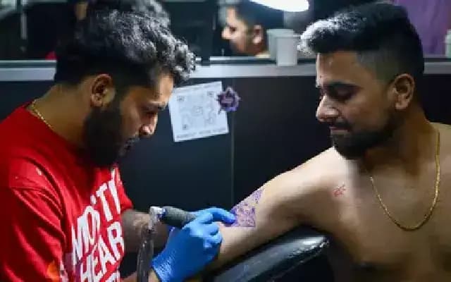 Tattoo Ink Safety Under Scrutiny: Experts Urge Regulations