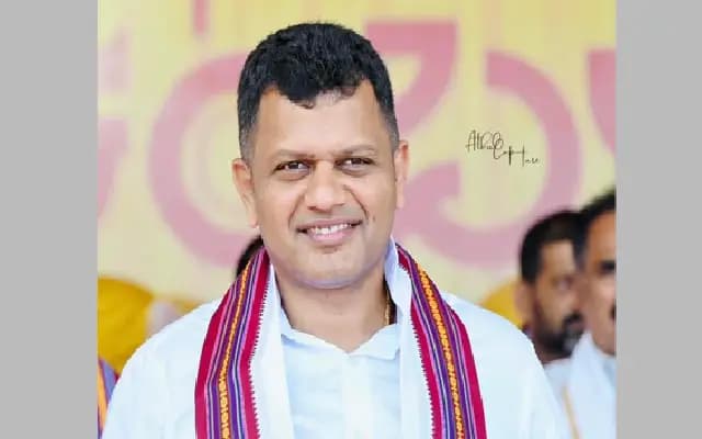Mangaluru Airport Expansion Stalled: MP Seeks Urgent Action