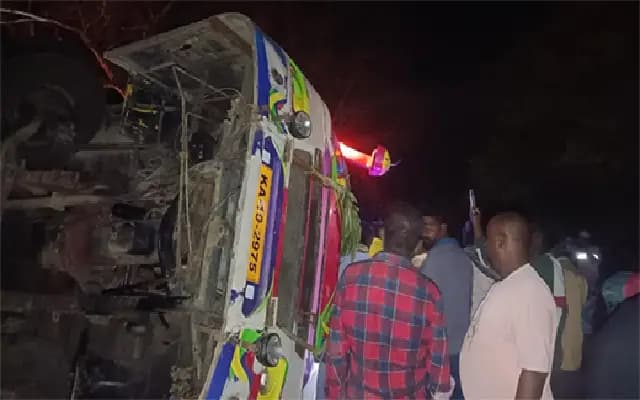 Private Bus Overturns in Chamarajanagar: One Dead, 70 Injured