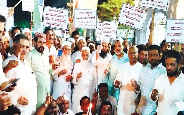 Mysuru Muslims Hold Candlelight March Condemning Pahalgam Terror Attack