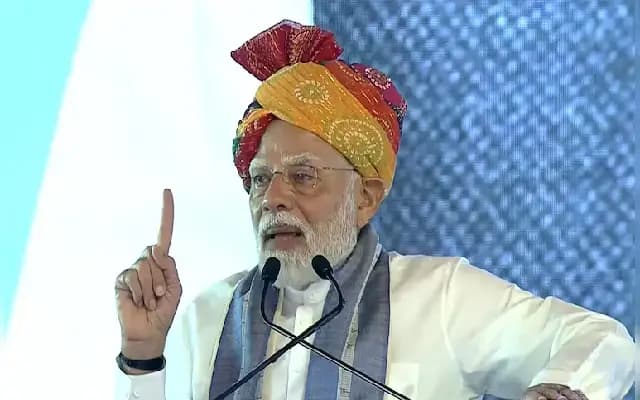 PM’s Puncture Comment on Muslim Youth Sparks Political Uproar