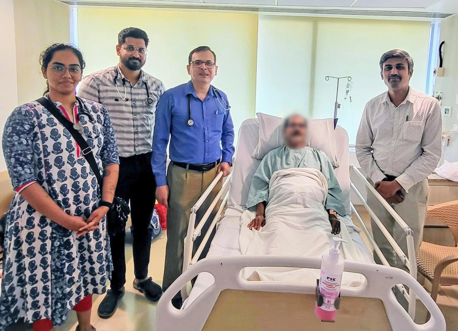 Doctors from Multiple Specialties at KMC Hospital Team up to Save Patient from Life-Threatening Aortic Leak