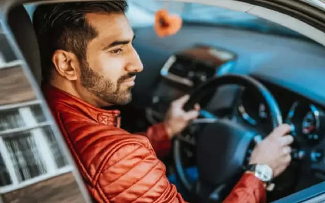 Boss Behind the Wheel: Bengaluru Techie’s Moonlight Drive Stuns Internet