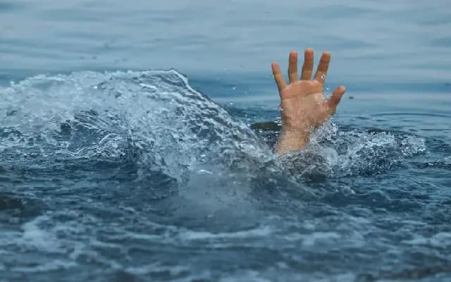 Tragedy in Dharwad: Twin toddlers drown in lake near Kundgol