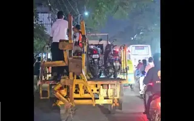 Bengaluru’s Traffic Fix: Towing Trucks Return, Street Vendors Regulated