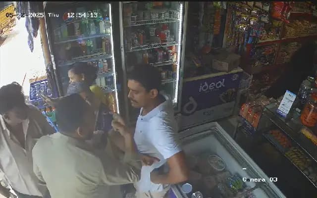 Clash at Thokkottu Junction: Auto Drivers Attack Bakery Owner