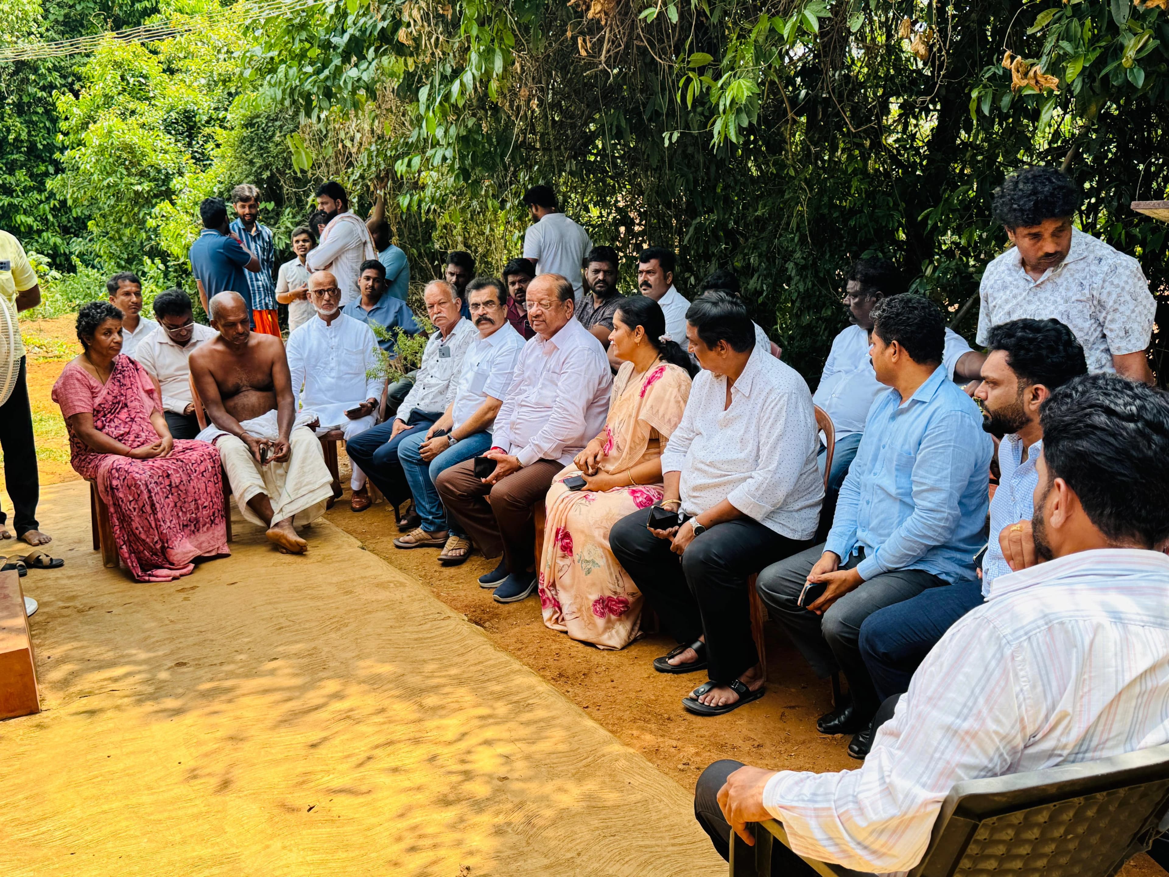 Gopal C. Shetty visits Bantwal, condoles family of slain activist Suhas Shetty