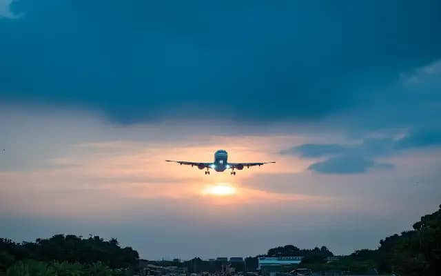 Chaos in the Sky: IndiGo Flight Hit by Hailstorm Lands Safely Amid Passenger Panic