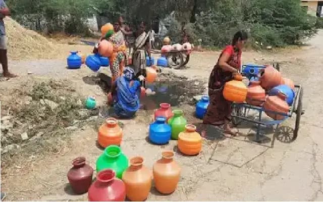 Raichur Reels Under Heatwave, 65 Villages Hit by Acute Water Crisis