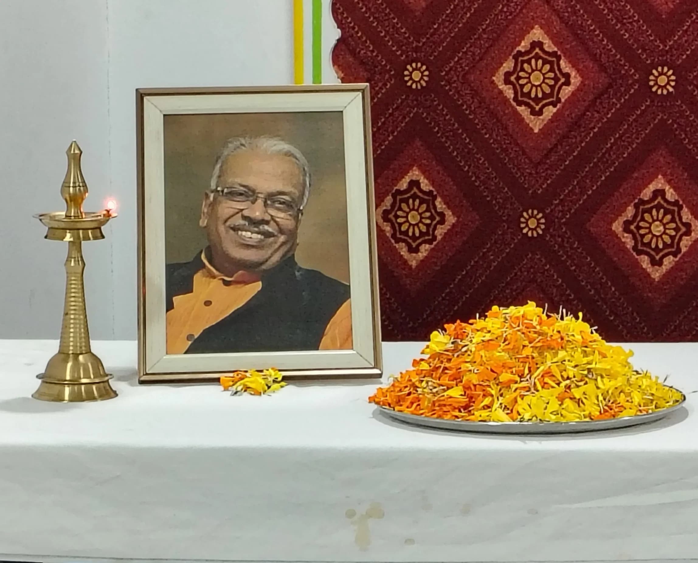 KSQ honours poet HSV, mourns victims of recent tragedies