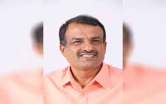 MLC Seeks ₹120 Cr Revamp of Mangaluru Bus Stand, Pushes for Electric Buses