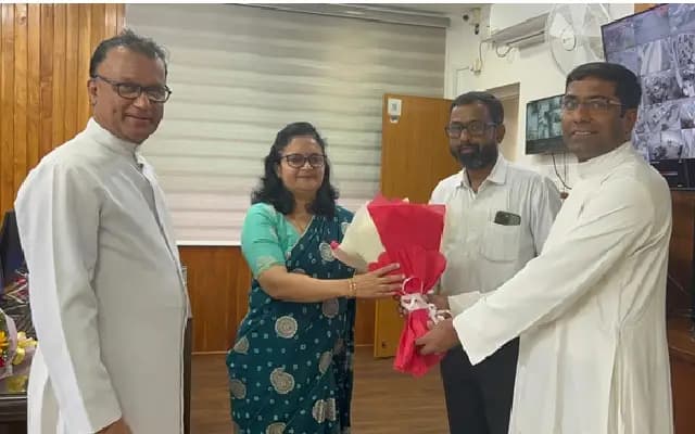 Udupi Diocese Delegation Welcomes New DC and SP with Warm Wishes