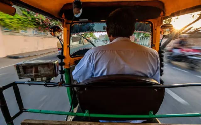 Mangaluru: Mistaken Signal Between Auto Drivers Sparks Fear Amid Communal Tensions