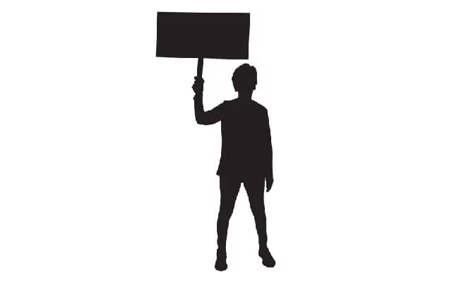 Grama Panchayat Member Stages Lone Protest Over Civic Neglect in Bantwal