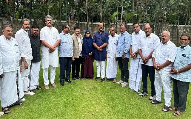 Congress Delegation Visits Mob Lynching Victim’s Family in Mangaluru