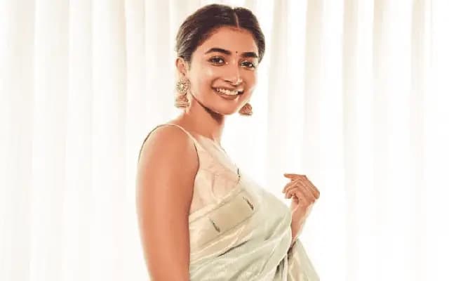 Pooja Hegde Returns to Tollywood Opposite Dulquer Salmaan in Grand Comeback