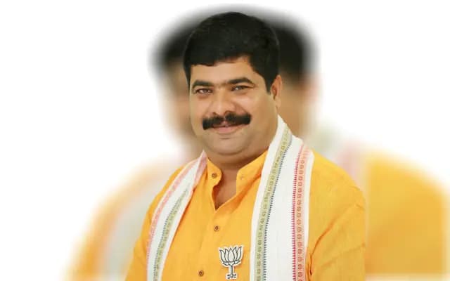 MLA Kamath Flags Illegal Cow Slaughter, Drug Menace & Sand Mining”