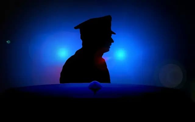 Constable stabbed while breaking up family brawl in Bengaluru’s Valmikinagar