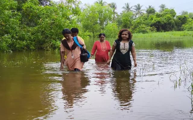 Kaup Flood Crisis: Tahsildar Wades Through Water to Assure Relief to Affected Family