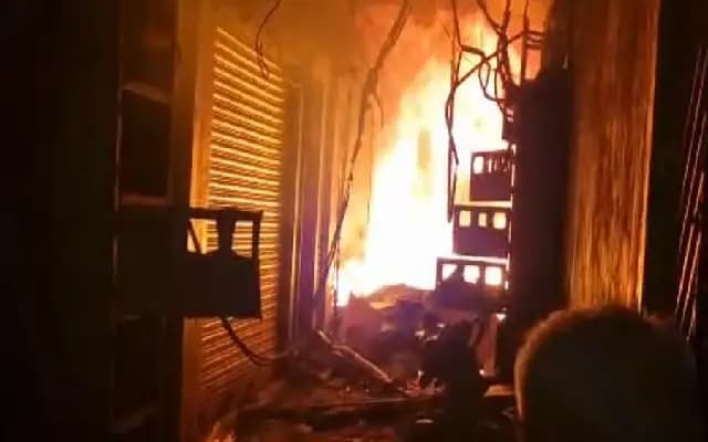 Fire at Bengaluru Plastic Unit Claims One Life, Rescue Ops Continue