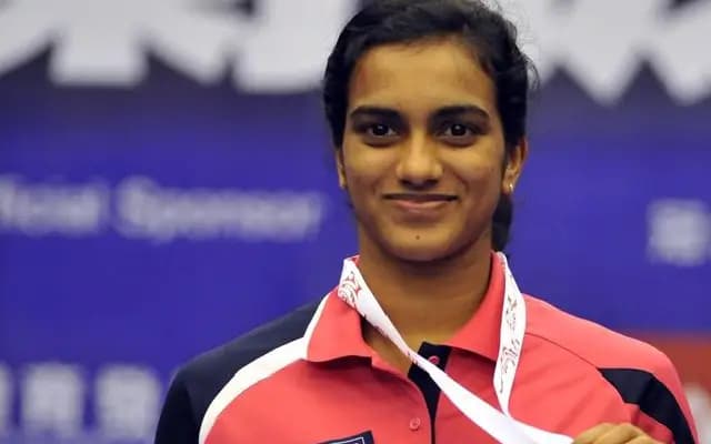 Sindhu shocks world No. 2, mixed doubles pair makes history at Worlds