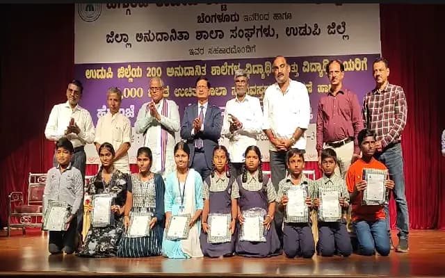 2,000 Govt Schools Shut Annually, Aid Needed for Aided Schools: MP Kota