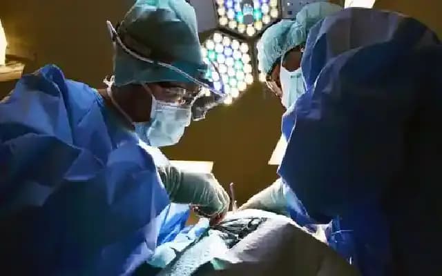 Bengaluru residents fund surgeries for neighbourhood workers