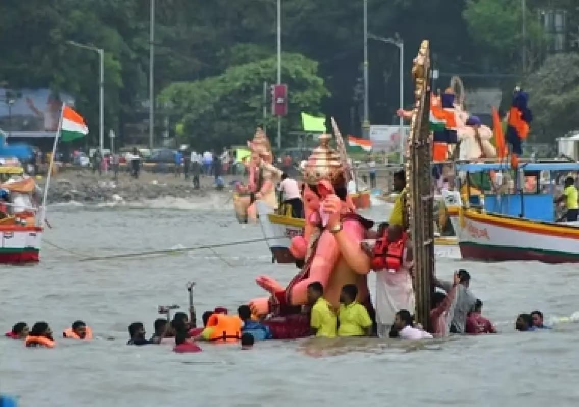 Lalbaugcha Raja Ganesh Idol Delayed and ‘Stuck at Sea’ as Divine Darshan