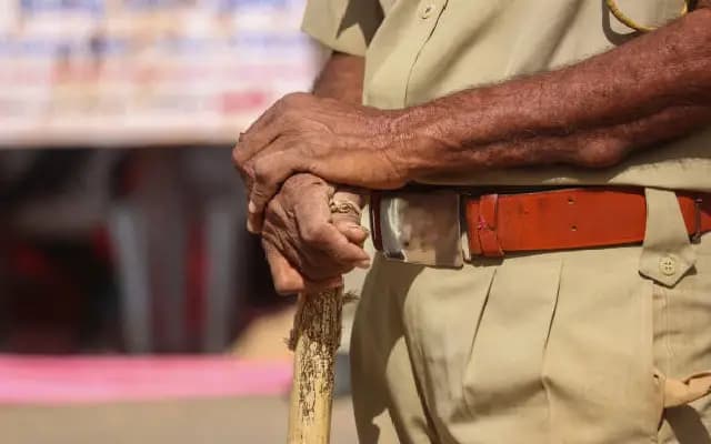 Moodbidri police staffer suspended for obscene calls to woman complainant