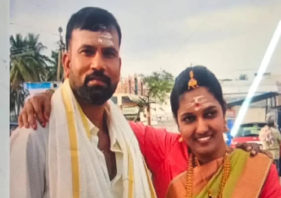 Bengaluru woman stabbed to death by husband at bus stand