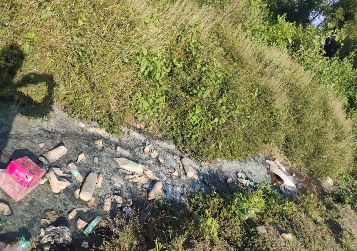 Public raises alarm over fish waste pollution along Byndoor–Shirur NH-66