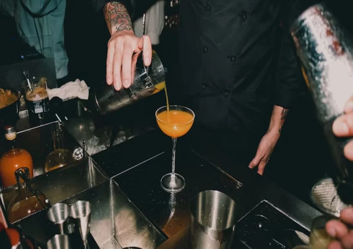 AI in bars: Why bartenders matter more than ever