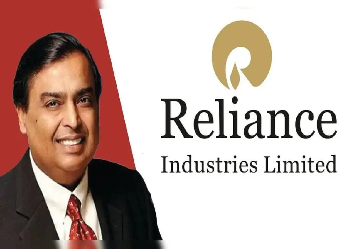 Reliance profit falls 9%, declares ₹6 dividend