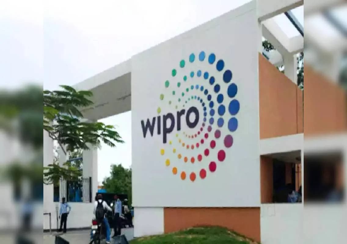 Wipro buyback: tender shares or hold?