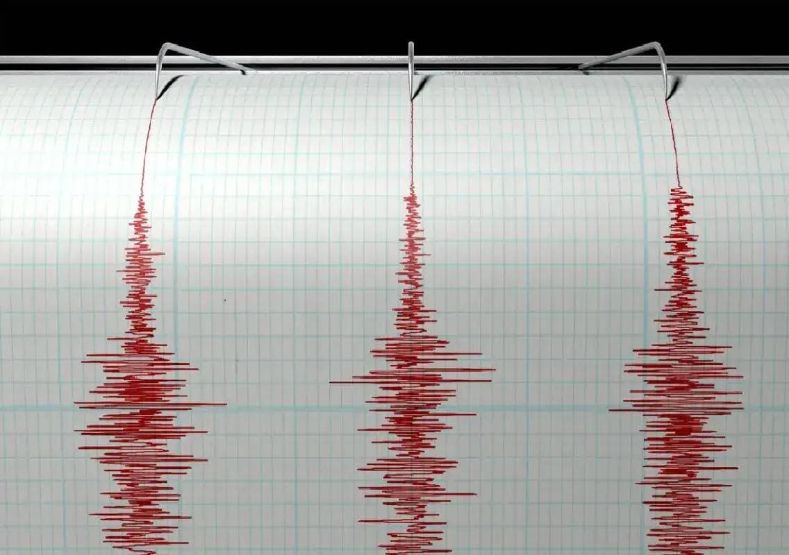 6.0 quake hits Samar Philippines, residents evacuate