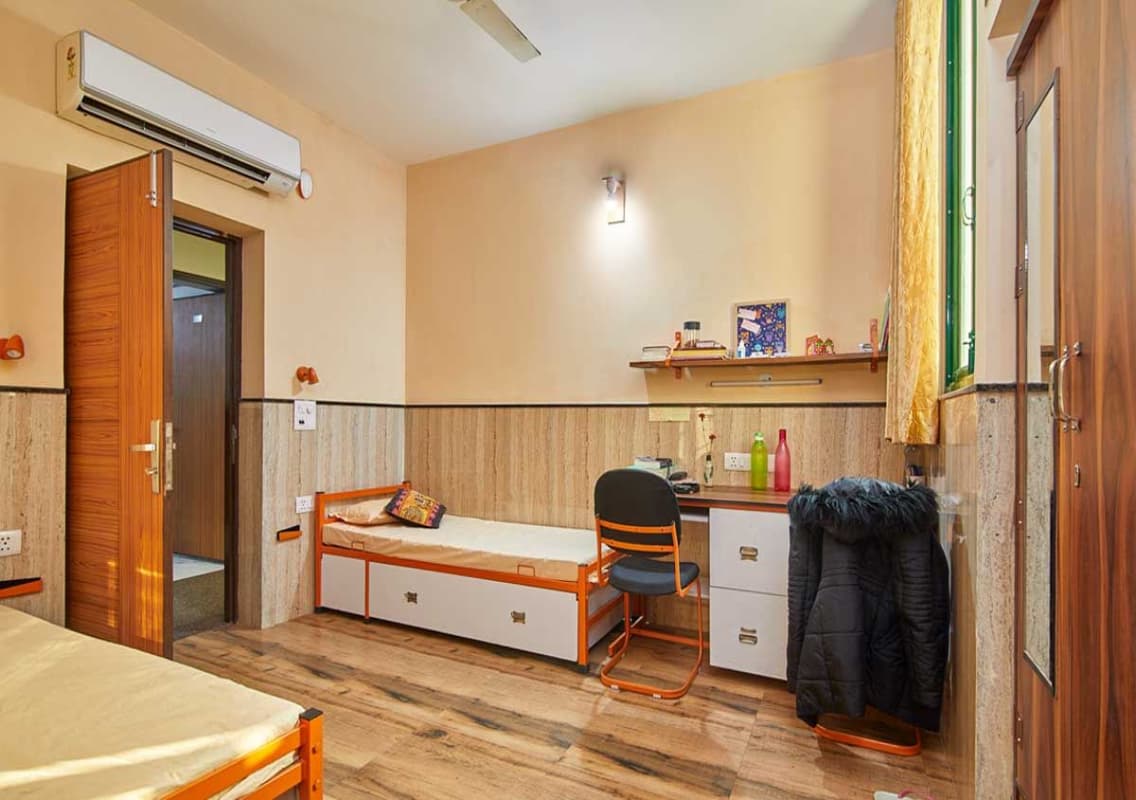 Affordable PG in Delhi Near Metro Stations – Area-wise Guide 2026